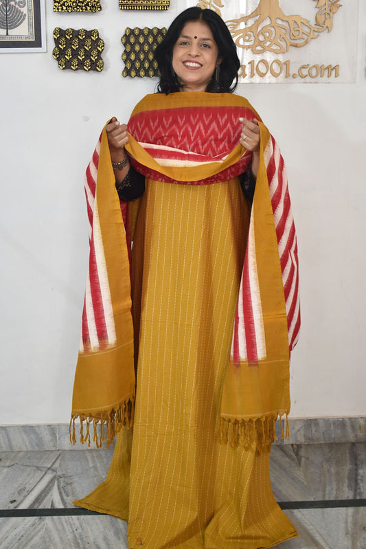 Handwoven  Ikkat Cotton dupatta with Woven Ikkat Cotton Kurta