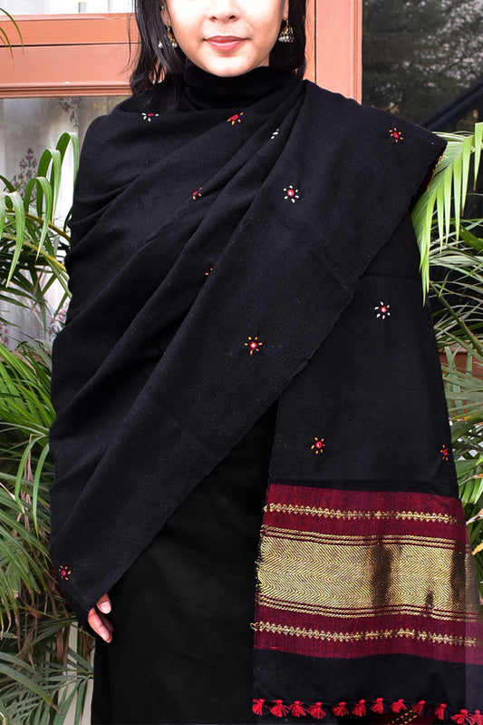 Handwoven Bhujodi Mirror Work Wool Stole / Shawl