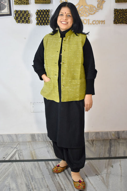 Handwoven Himalayan Wool Jacket with Satin silk inner lining - size 38, 40