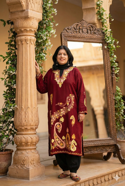 Kashmiri Wool Aari Embroidered Solid Women's Pheran Kurta - Free Size ( for size 38- 48)