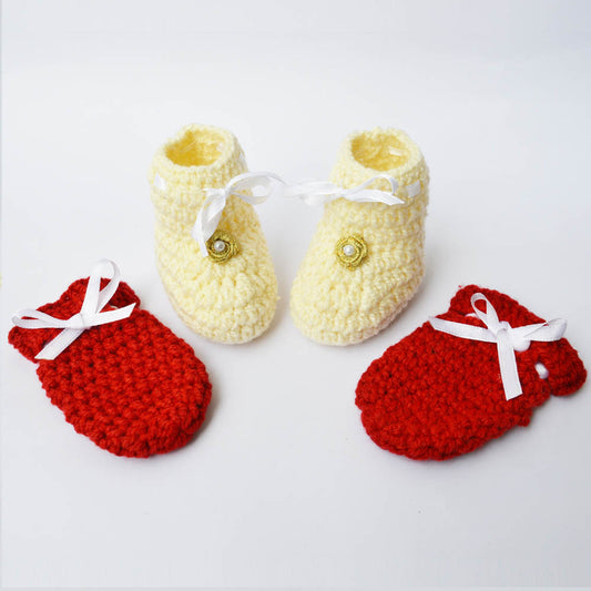 Set of 2 - Handmade Woolen Baby Mitten & Booties set - Size 0 to 6 months