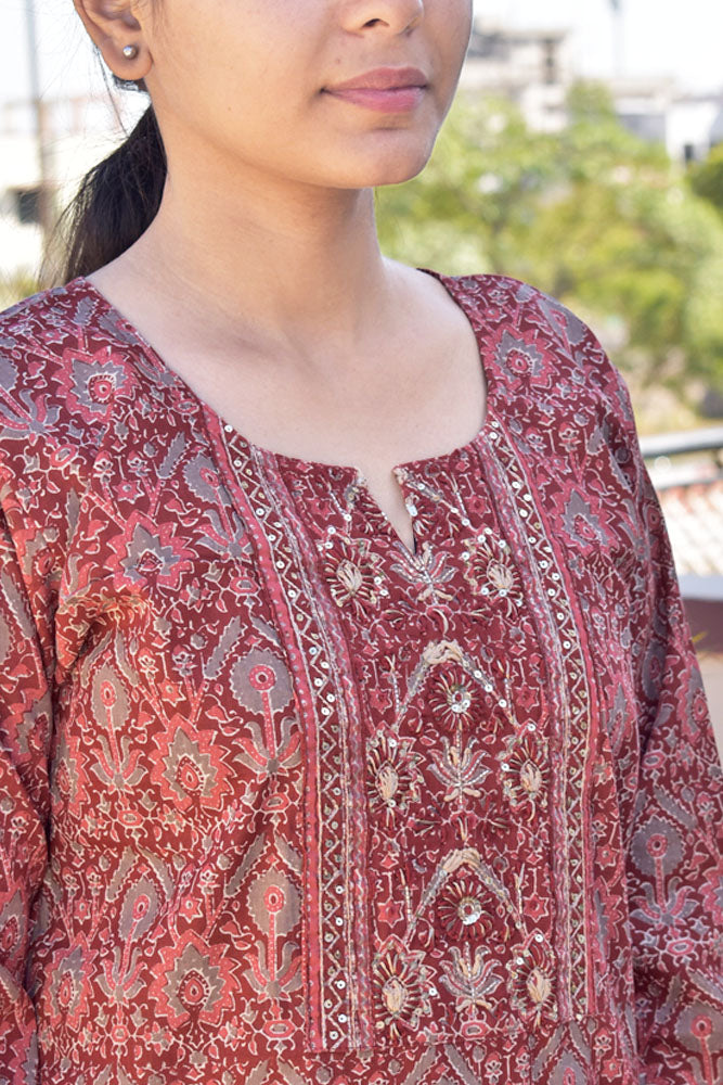 Beautiful Cotton Kurta with Hand Tagai Embroidery & Aari work & Embroidered Sequins  Size -  38