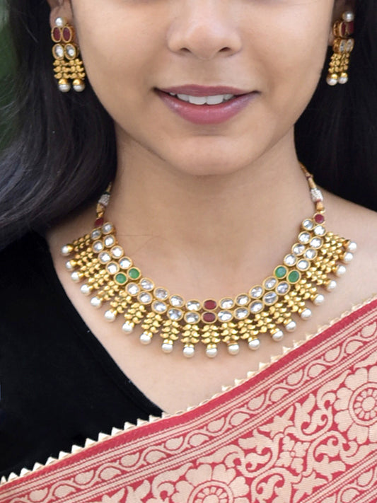 Stunning Kundan & Pearl Necklace Set