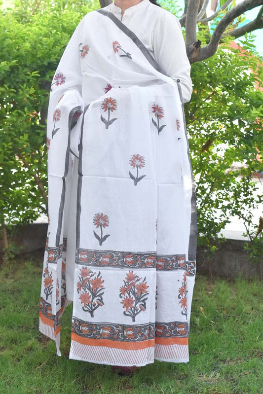 Beautiful Soft Mul Cotton dupatta with Sanganer Block Print