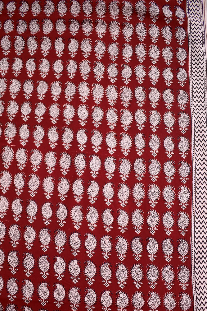 Beautiful Bagh Block Printed Running Cotton Fabric ( 2.5 mtrs cut)
