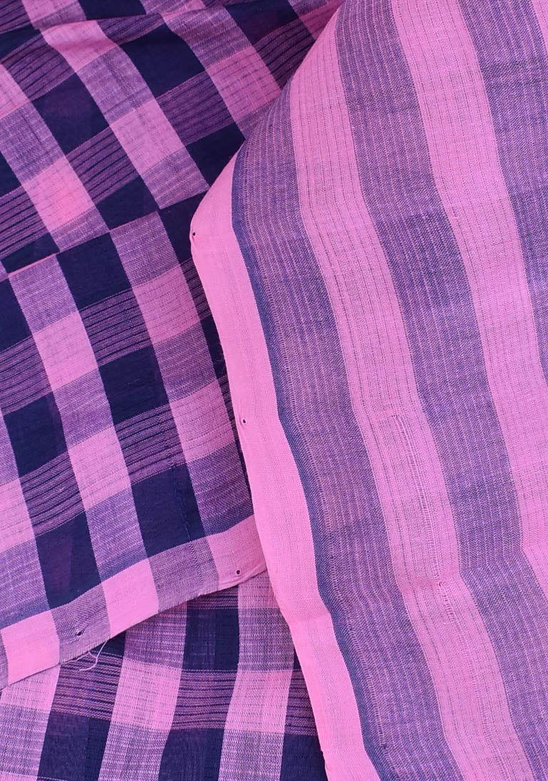 Elegant Handwoven Mangalgiri Cotton Saree with Checks