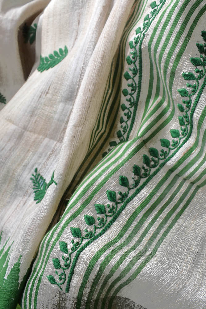 Geecha silk dupatta with Chikankari work