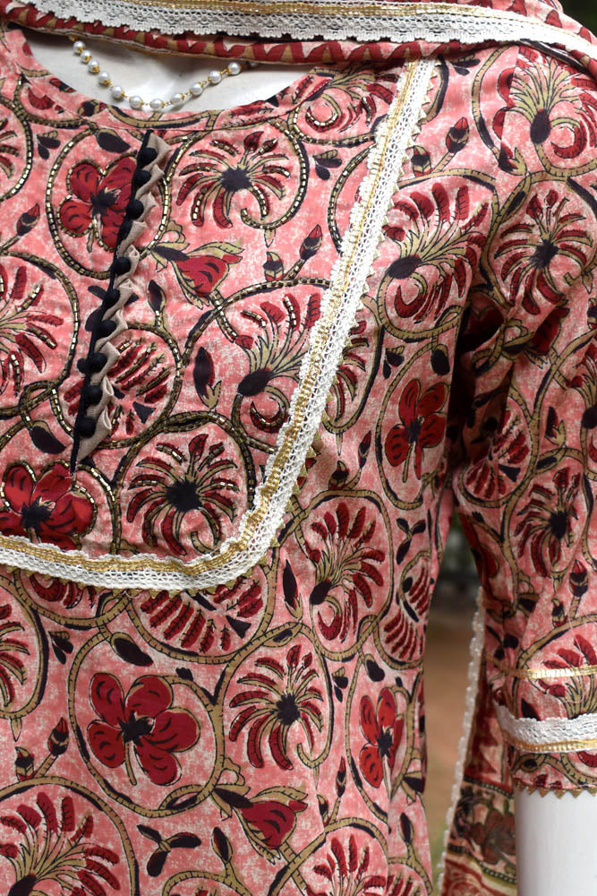 Hand Block Printed Cotton suit - Kurta , Narrow Dupatta & Pant - size 38
