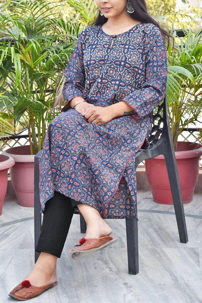 Beautiful Cotton Kurta with Tagai & Aari work & Embroidered Sequins  Size - 38