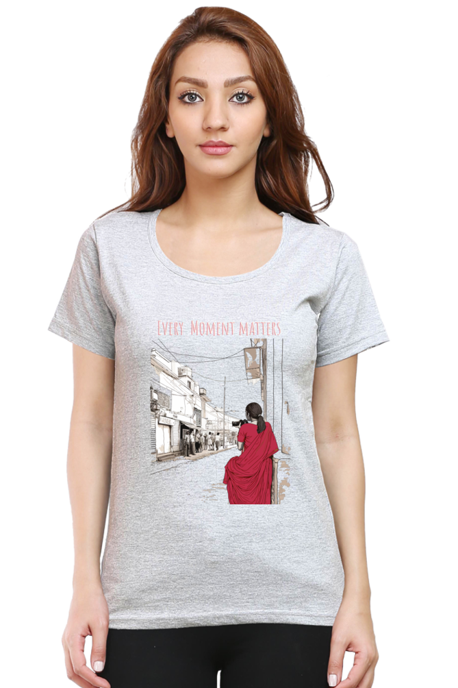 Every moment matters - Womens T-Shirt