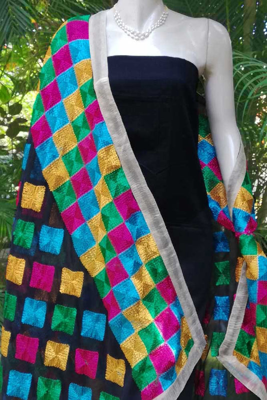 Beautiful Semi Chiffon dupatta with Phulkari work