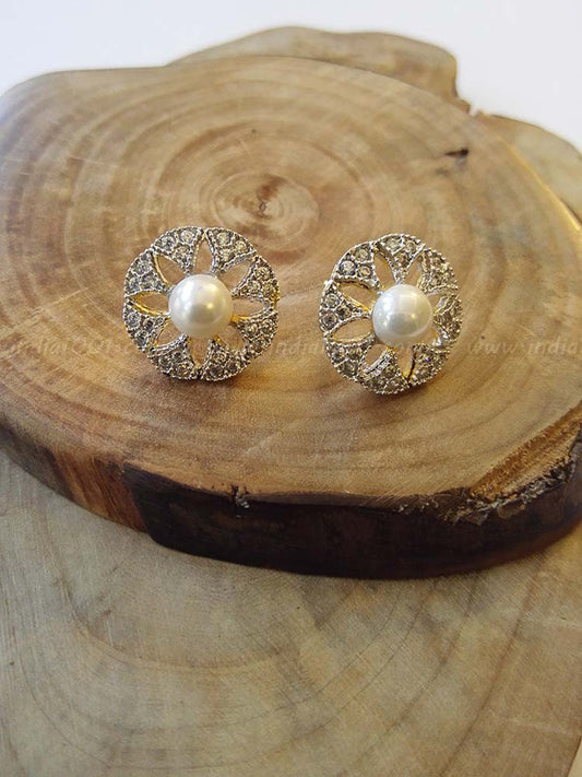 Designer and fine AD Tops