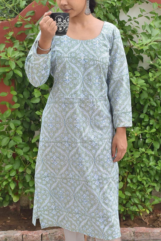 Block Printed Cotton Kurta with embroidery & sequins - size 42