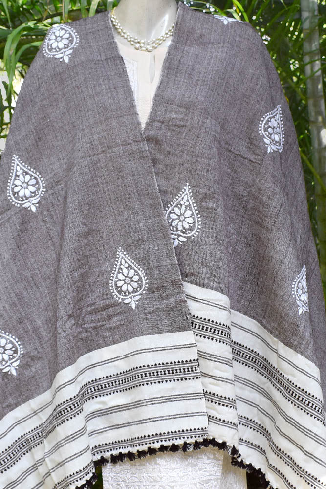 Elegant Handwoven Bhujodi Woolen Shawl with Chikankari work