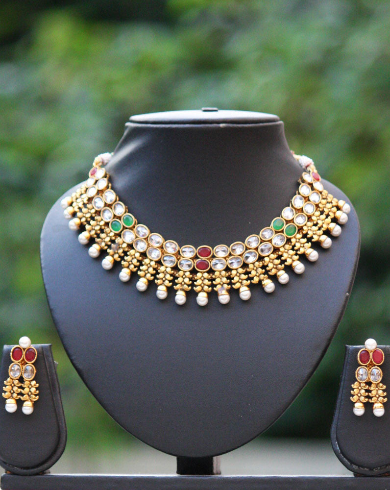Stunning Kundan & Pearl Necklace Set