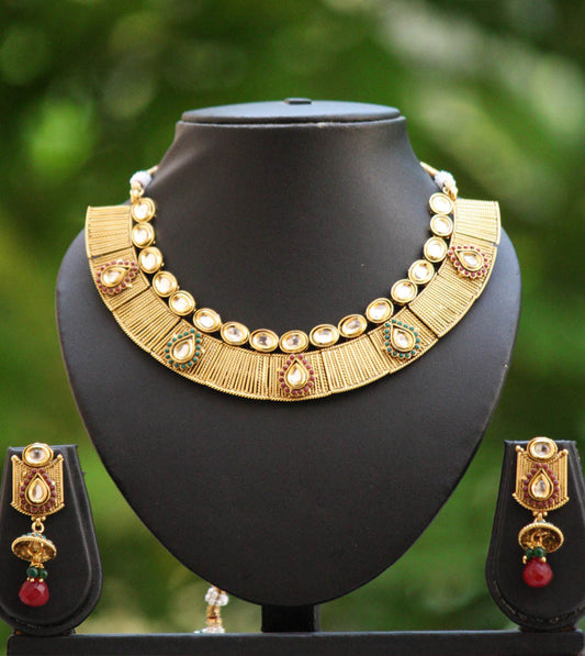 Stunning Kundan &  Polki Necklace Set