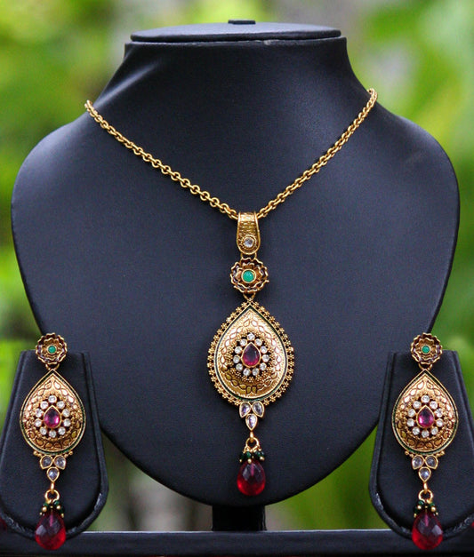 Designer Antique Gold Pendant Set