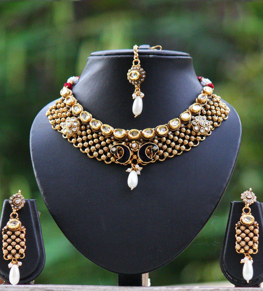 Stunning Kundan & Pearl Necklace Set