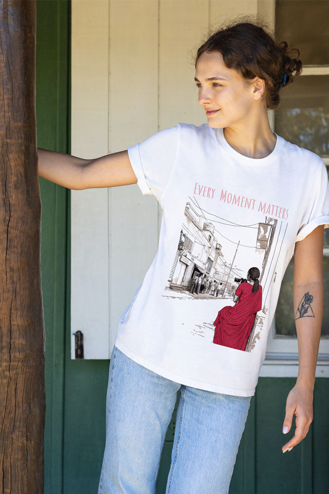 Every moment matters - Womens T-Shirt